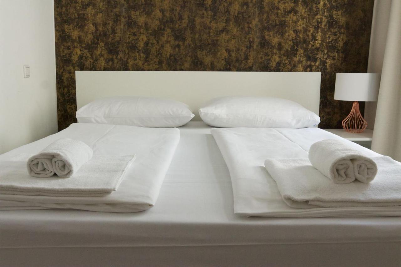 Hotel Pension Arpi Відень Екстер'єр фото