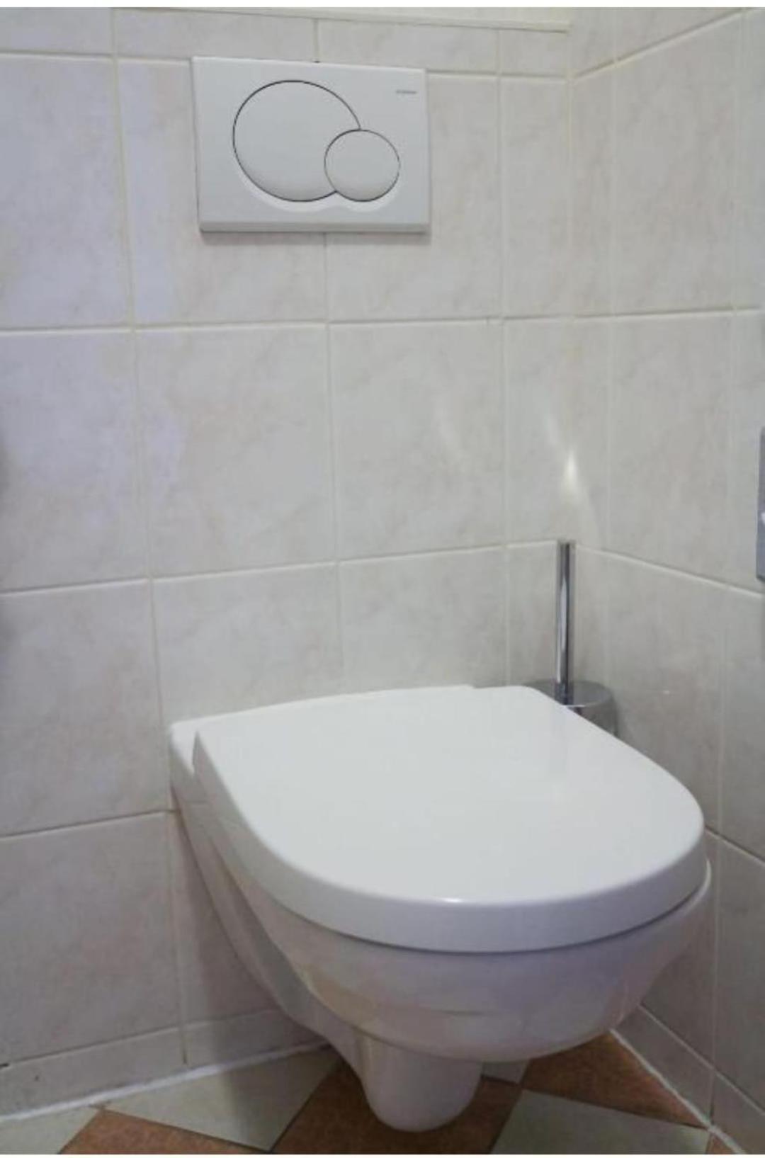 Hotel Pension Arpi Відень Екстер'єр фото